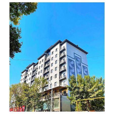 Blueloft 52 I Tashkent Apartment With Balcony Ngoại thất bức ảnh
